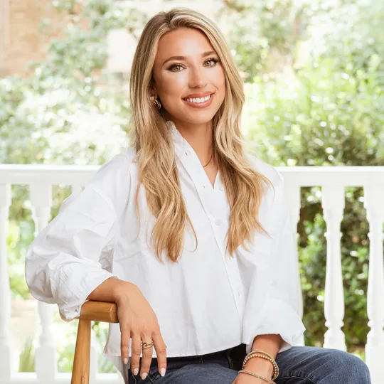 Annie Taylor, Agent in  - Compass