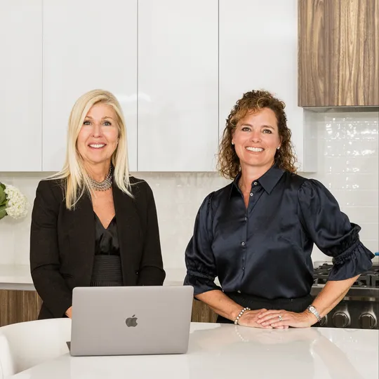 Barry-Beaver Team, Agent in  - Compass