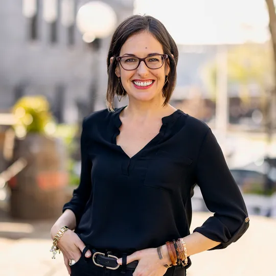 Katie Cocuzzo, Agent in  - Compass