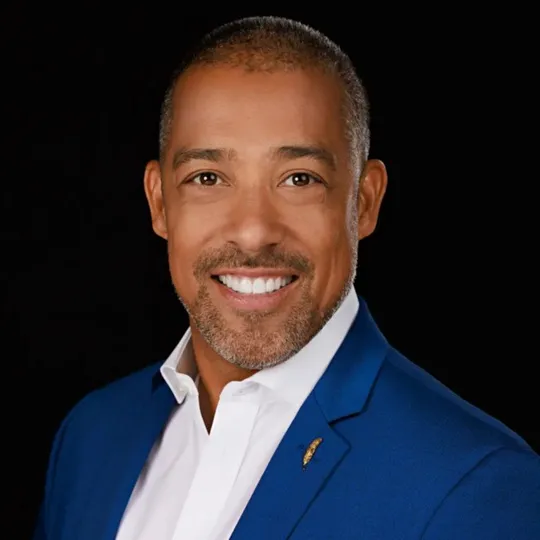 Aaron Carter, Agent in  - Compass