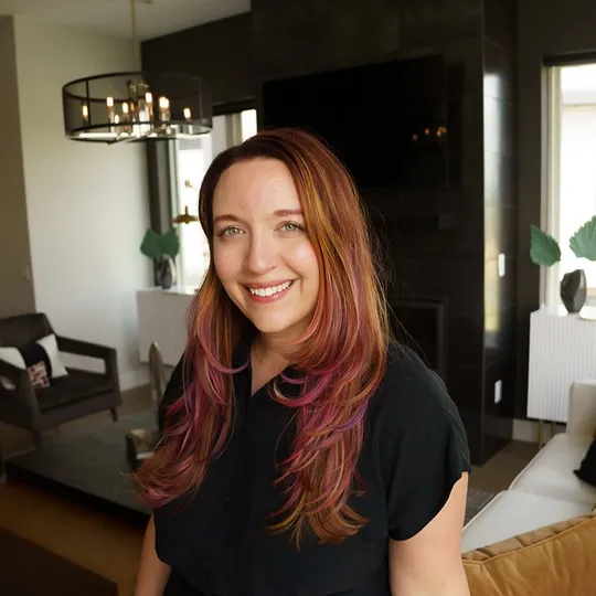 Sarah Jo Gates, Agent in  - Compass