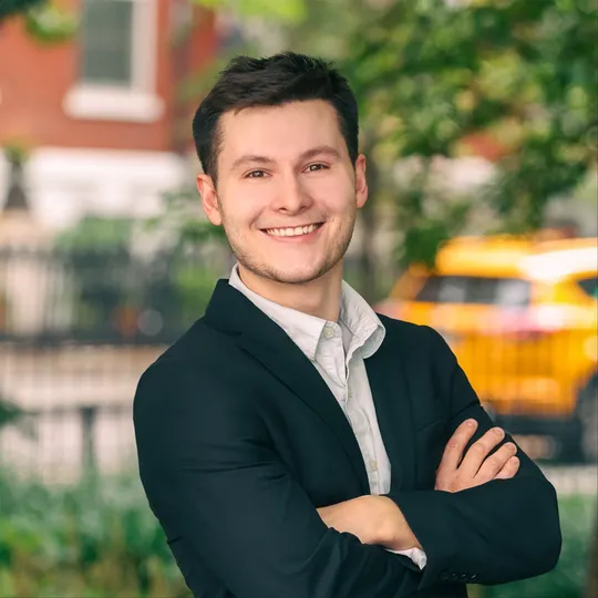 Cameron Knowlton, Agent in  - Compass