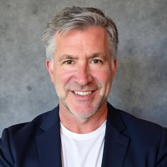 Mike Knoll, Agent in  - Compass