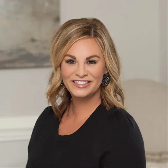 Allison McLaurin, Agent in  - Compass