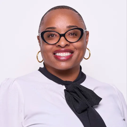 Shonda Ghoston, Agent in  - Compass