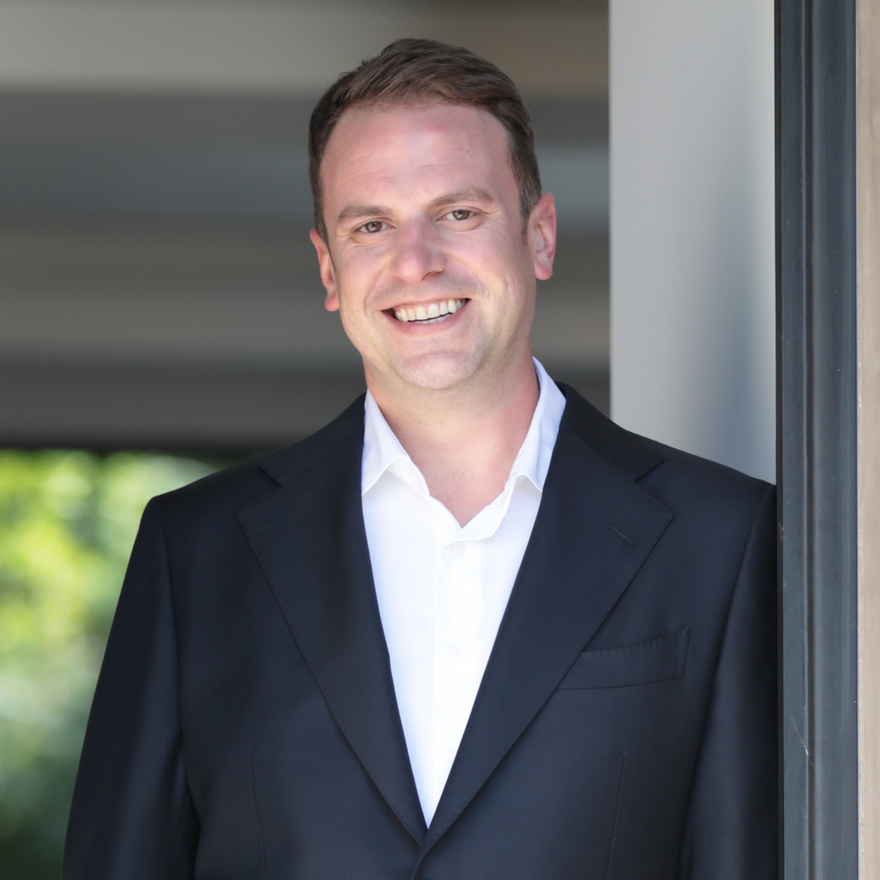 Headshot of Evan Gates