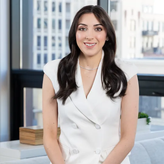 Isabella Webb, Agent in  - Compass