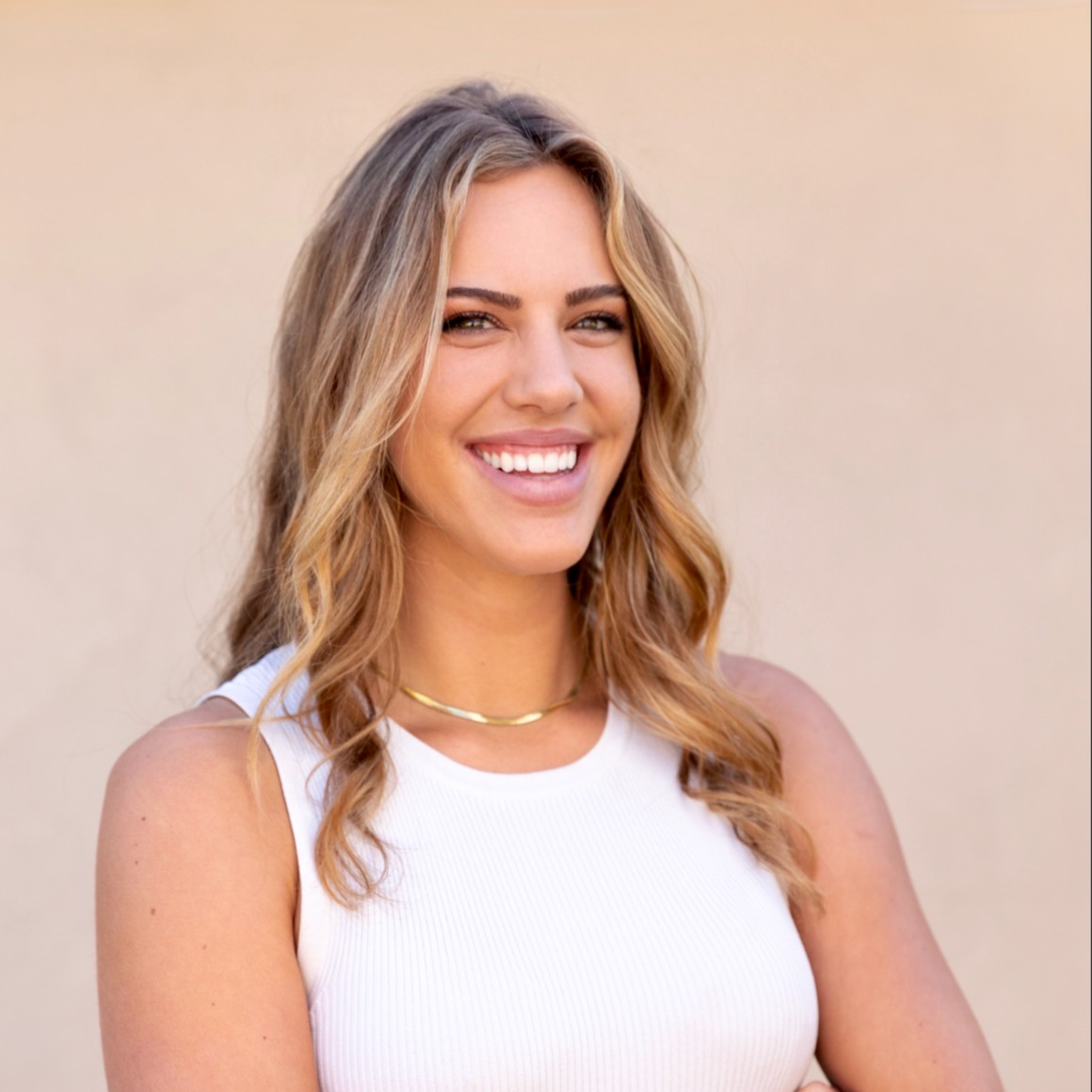 Headshot of Leila Rojer