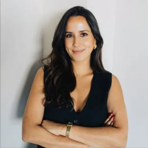 Muriel Paton, Agent in  - Compass