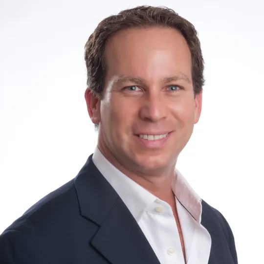 Gabriel Markovich, Agent in  - Compass