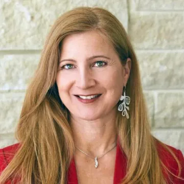 Samantha Lentz, Agent in  - Compass