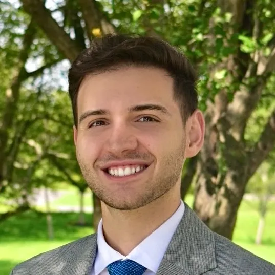 Josh Ruszas, Agent in  - Compass