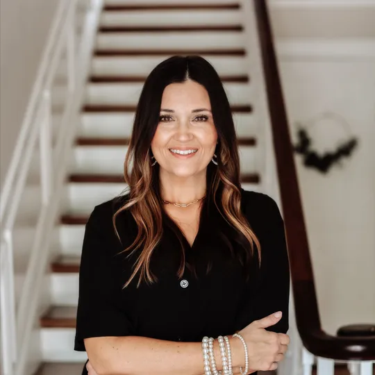 Anne Prunty, Agent in  - Compass