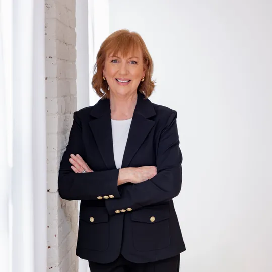 Ellen Fusco, Agent in  - Compass