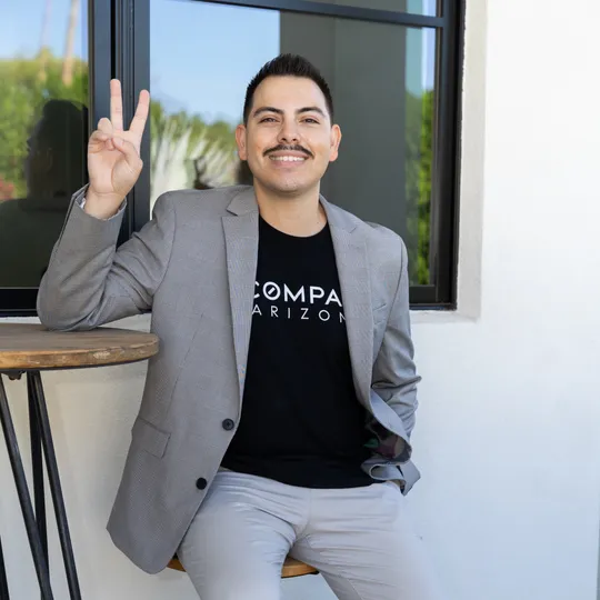 Francisco Ruiz, Agent in  - Compass