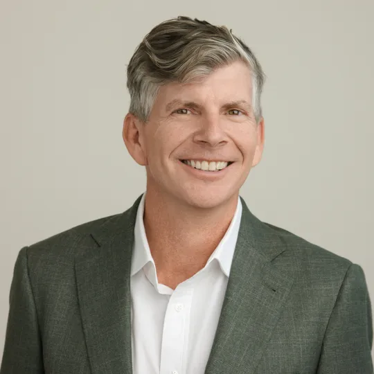 Steve Wydler, Agent in  - Compass