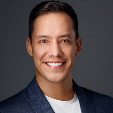 Headshot of Miguel Valenzuela