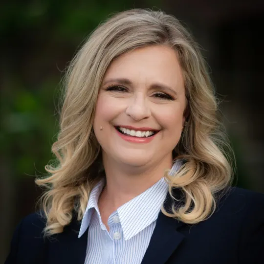 Tina Hebert, Agent in  - Compass