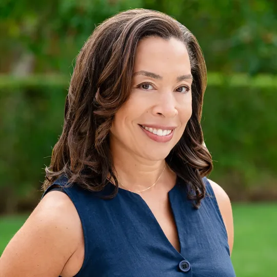 Keija Minor, Agent in  - Compass