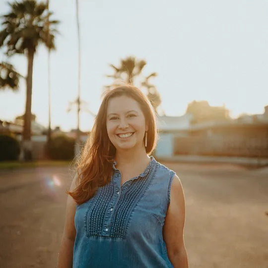 Christina Vance, Agent in  - Compass