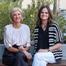 Team Lotte Moore & Sarah Kowalczyk, Agent in  - Compass