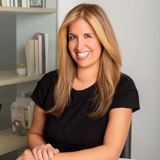 Nancy Naysan, Agent in  - Compass