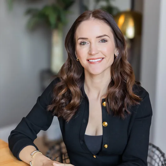 Holly Waldrup, Agent in  - Compass