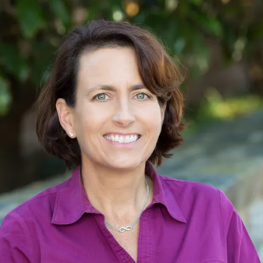 Brenda Mejia, Agent in  - Compass