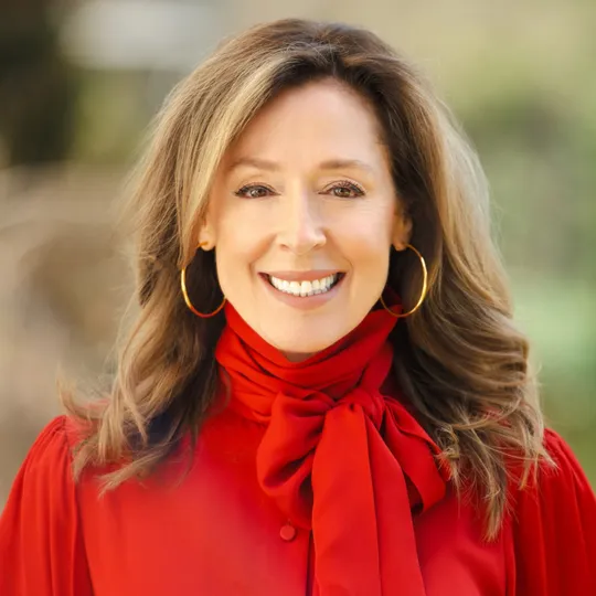 Dee Dee Guggenheim Howes, Agent in  - Compass