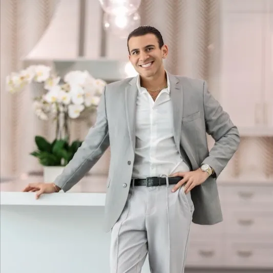 Nicholas Sarubbi, Agent in  - Compass
