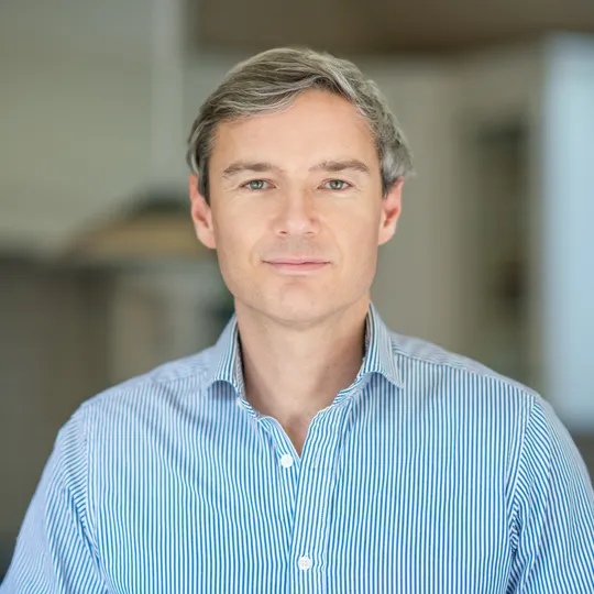 Oliver Sloane, Agent in  - Compass