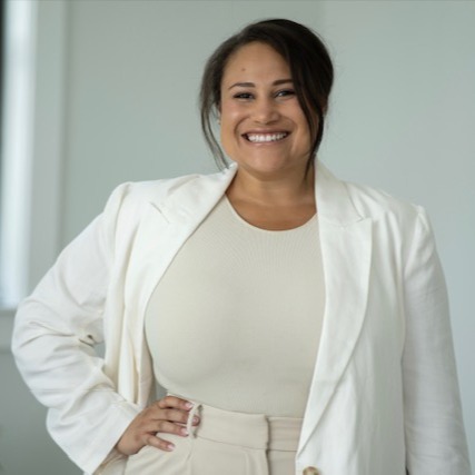 Headshot of Shannen Munro