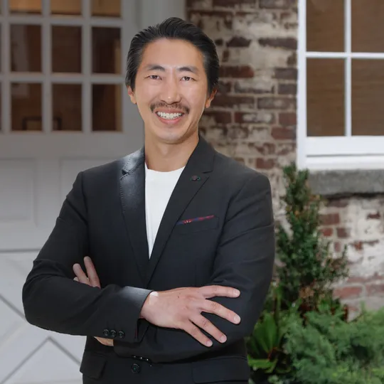 Hunie Kwon, Agent in  - Compass