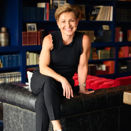 Jackie Scallen, Agent in  - Compass