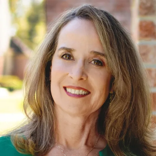 Ingrid Osuna, Agent in  - Compass