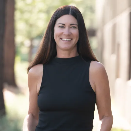 Kristi Hood, Agent in  - Compass