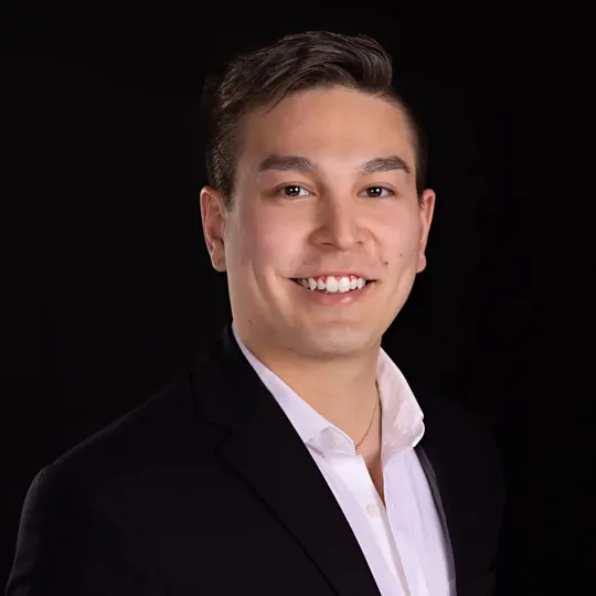 Christoph Hirota, Agent in  - Compass