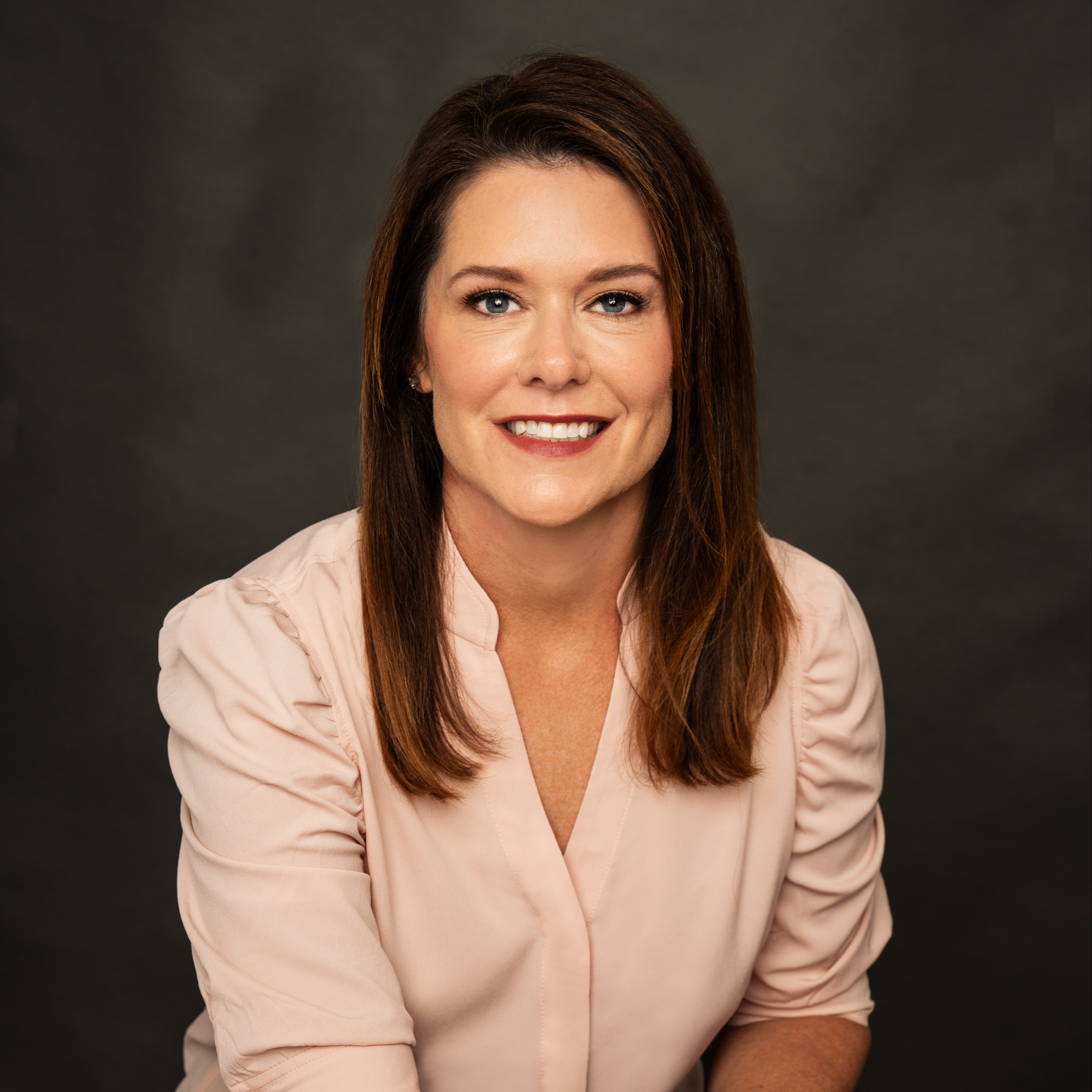 Headshot of Stephanie Miller