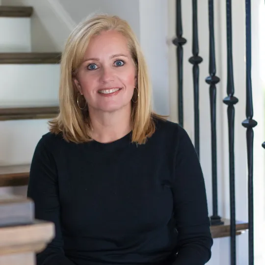 Suzanne Slayton, Agent in  - Compass