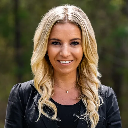 Maria Voiro, Agent in  - Compass