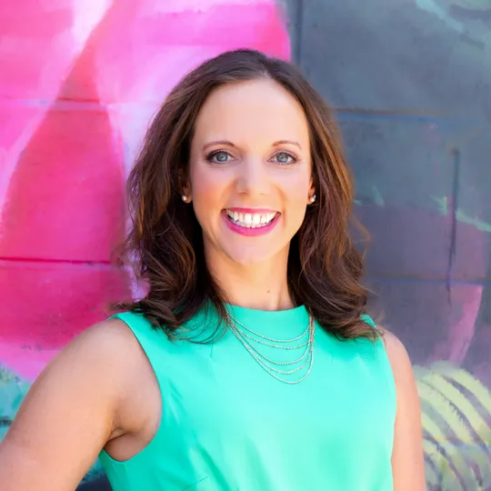 Cristina Panagopoulos, Agent in  - Compass