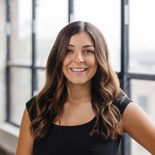 Natalie Kreiter, Agent in  - Compass