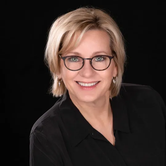 Beth Thompson, Agent in  - Compass