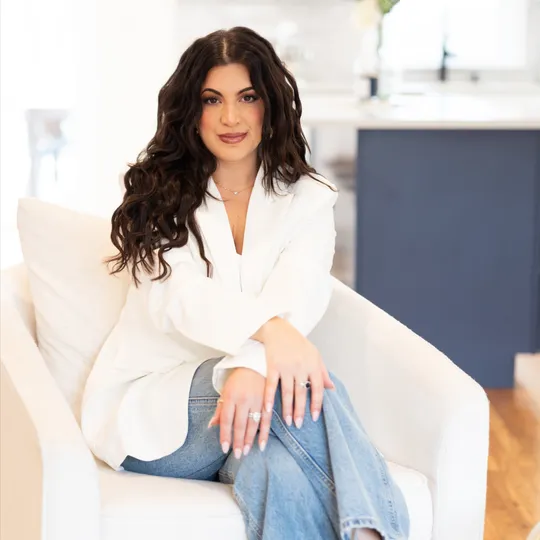 Anna Giacomucci, Agent in  - Compass