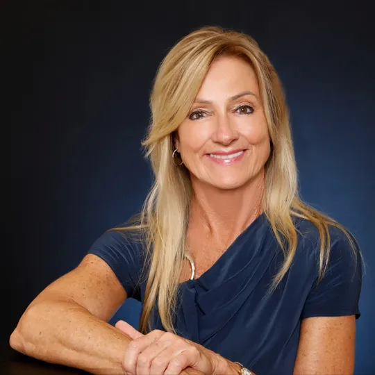 Cindy Bray, Agent in  - Compass