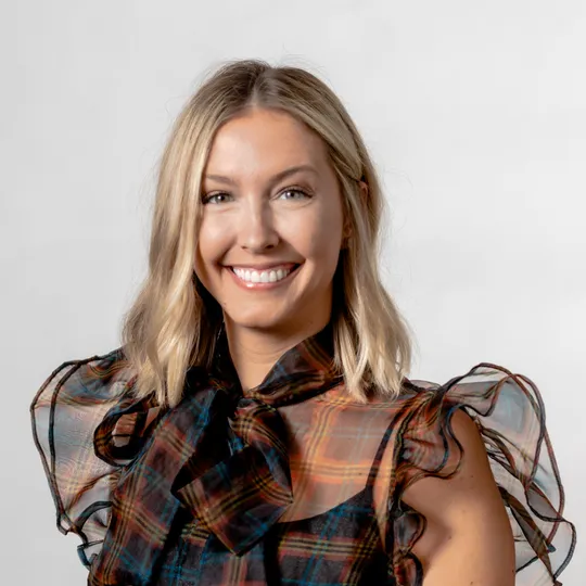 Emily Bucy, Agent in  - Compass