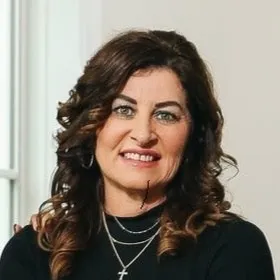 Phyllis Loftin, Agent in  - Compass