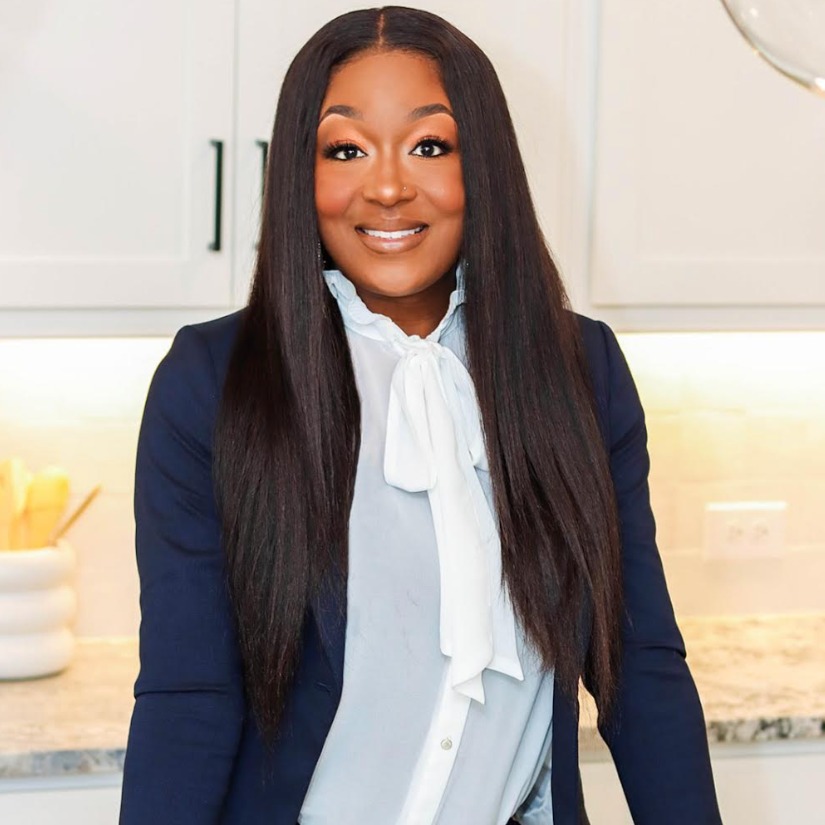 Headshot of Alison Davis