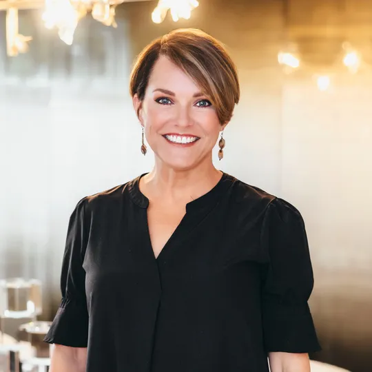 Arian Orlando, Agent in  - Compass