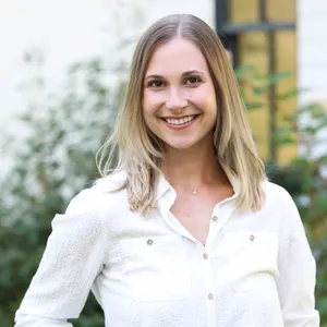 Abbey Ojemann's Profile Photo